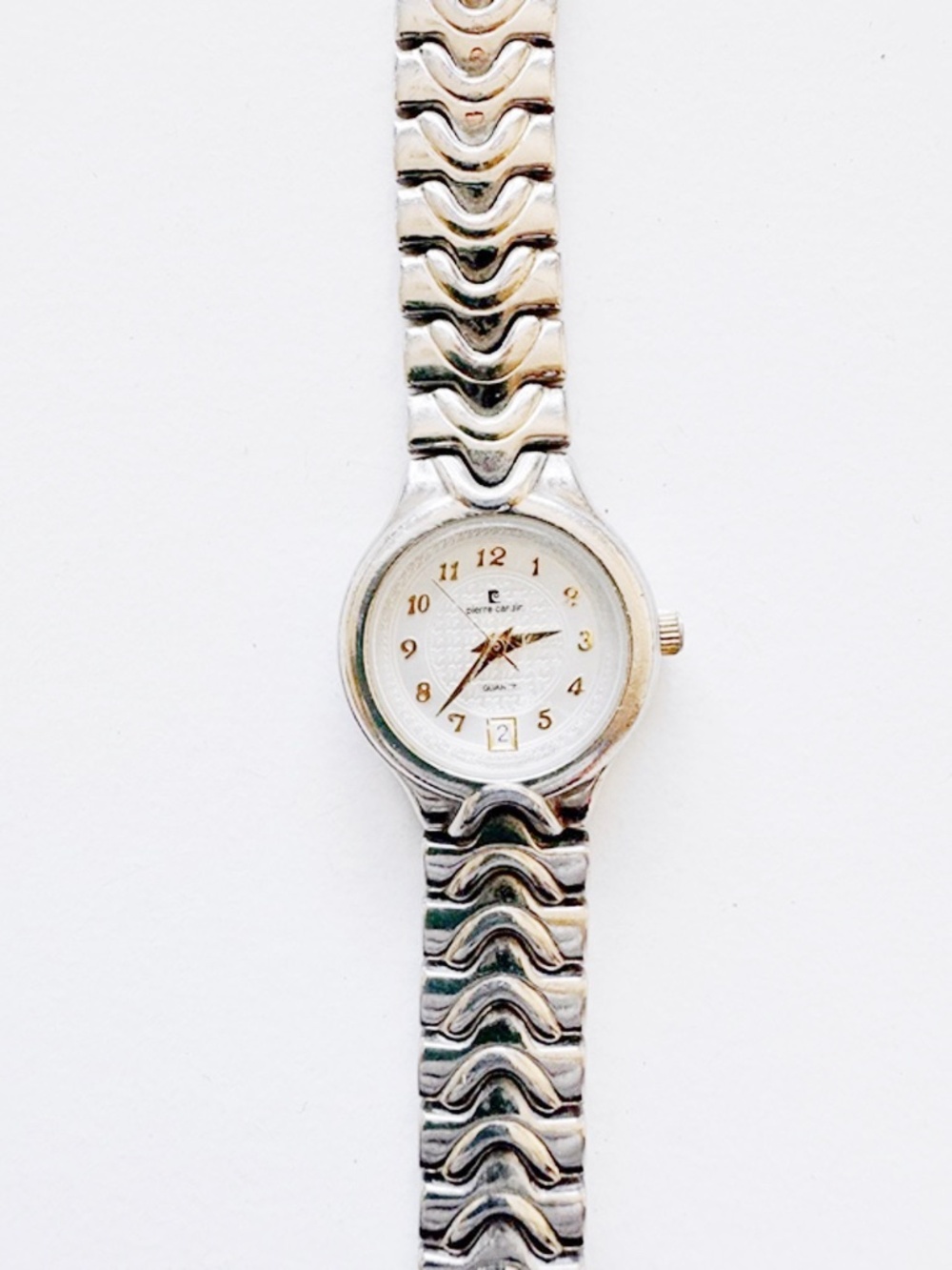 Pierre Cardin Women's Watch 24mm Quartz Silver Tone Wave Bracelet Runs